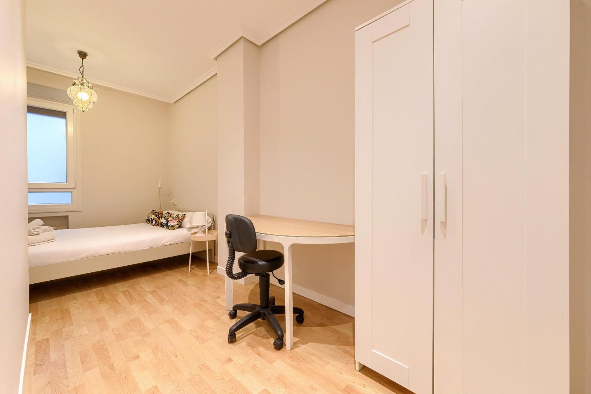 Euskalduna, Vivienda Turistica Moderna Y Renovado Bilbao Ngoại thất bức ảnh