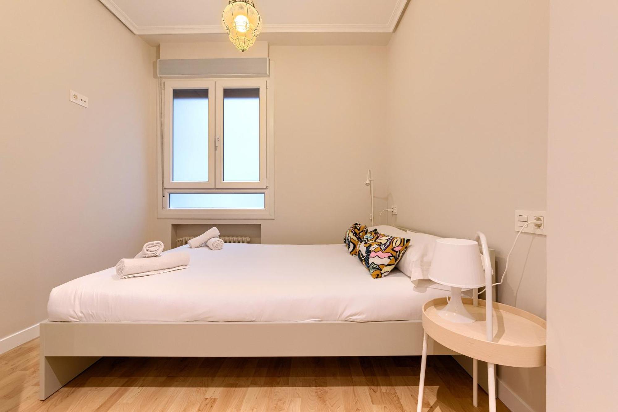 Euskalduna, Vivienda Turistica Moderna Y Renovado Bilbao Ngoại thất bức ảnh